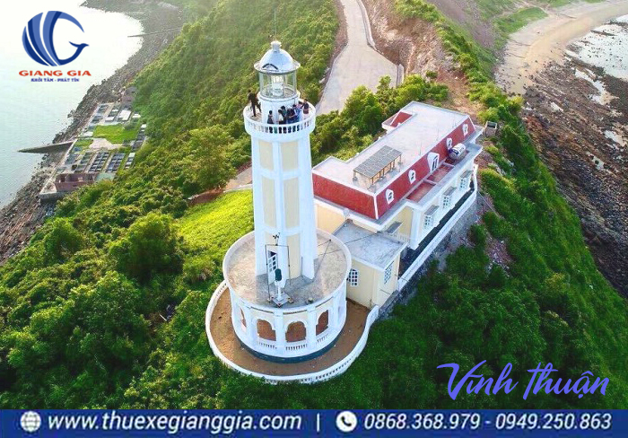 Du lịch ngọn hải đăng Vĩnh Thuận