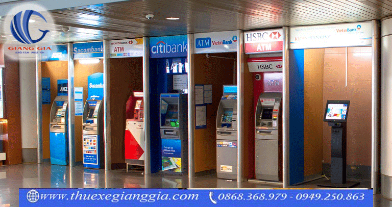 Ngân hàng và ATM trong sân bay Nội Bài